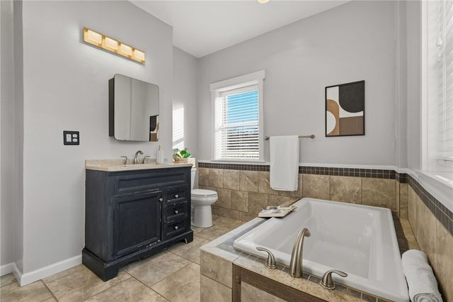 3646 Mintwood St, Lawrenceville, PA 15201