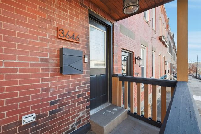 3646 Mintwood St, Lawrenceville, PA 15201