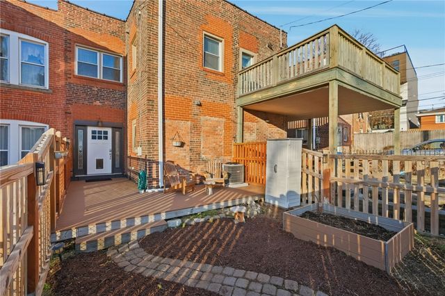 3646 Mintwood St, Lawrenceville, PA 15201