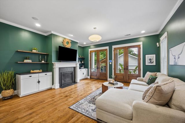 438 W 28th Street, Houston, TX 77008
