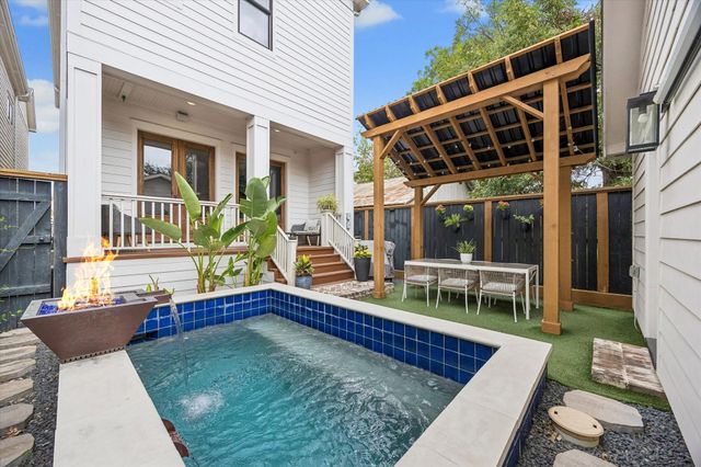 438 W 28th Street, Houston, TX 77008
