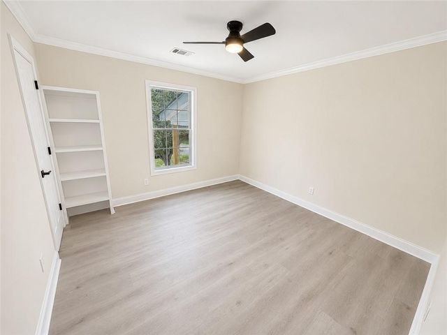 3363 Old Oaks Road, Buford, GA 30519