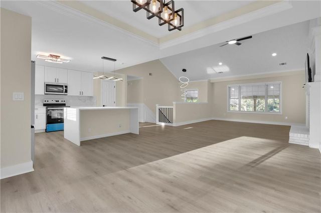 3363 Old Oaks Road, Buford, GA 30519