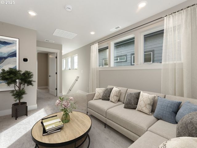 4244 Se CENTURY Blvd, Hillsboro, OR 97123