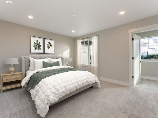 4244 Se CENTURY Blvd, Hillsboro, OR 97123