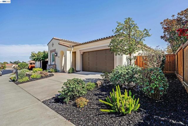 1930 Barbaresco Ln, Brentwood, CA 94513