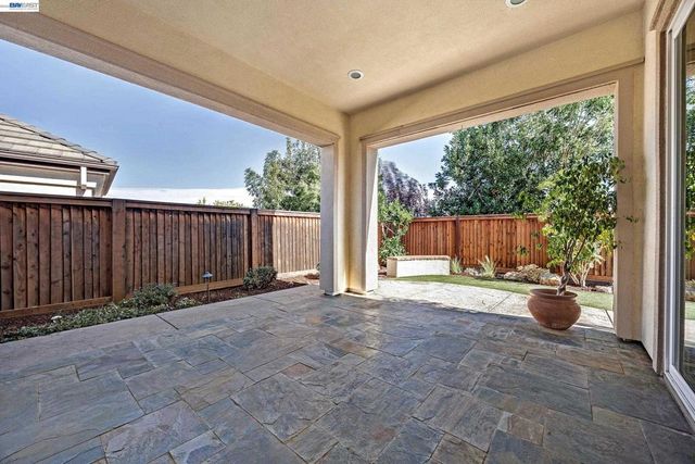1930 Barbaresco Ln, Brentwood, CA 94513