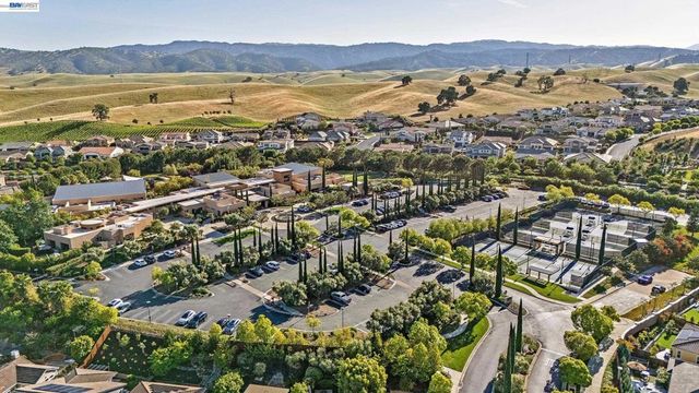 1930 Barbaresco Ln, Brentwood, CA 94513