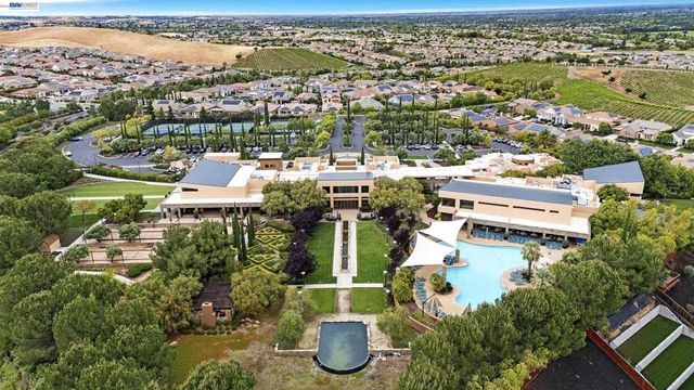 1930 Barbaresco Ln, Brentwood, CA 94513