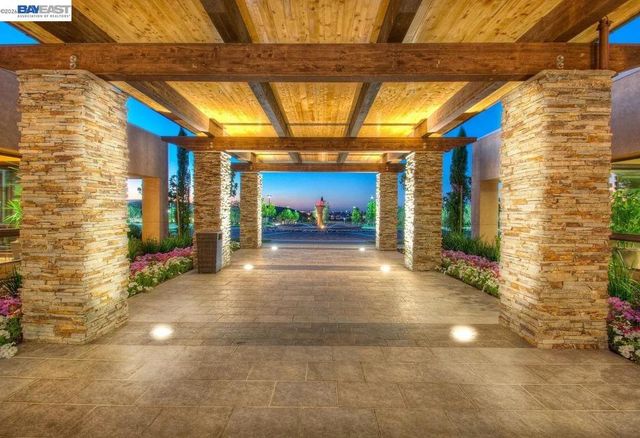 1930 Barbaresco Ln, Brentwood, CA 94513