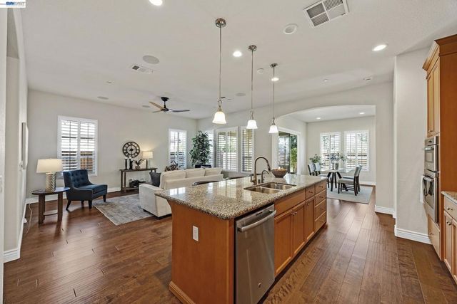 1930 Barbaresco Ln, Brentwood, CA 94513