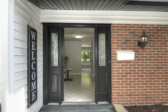 7837 Huntington Circle, Hanover Park, IL 60133