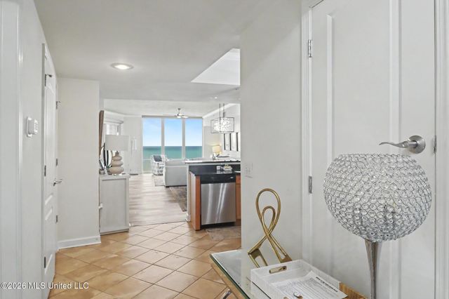 1200 Beach Drive, 906, Gulfport, MS 39507