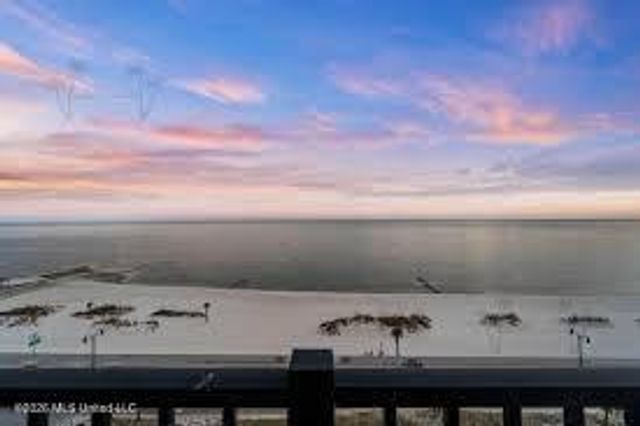 1200 Beach Drive, 906, Gulfport, MS 39507
