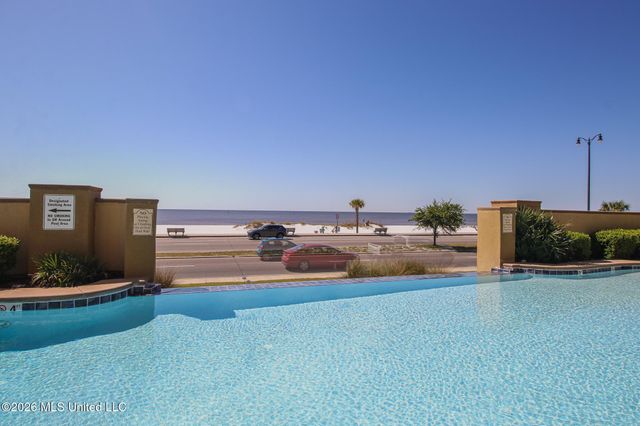 1200 Beach Drive, 906, Gulfport, MS 39507