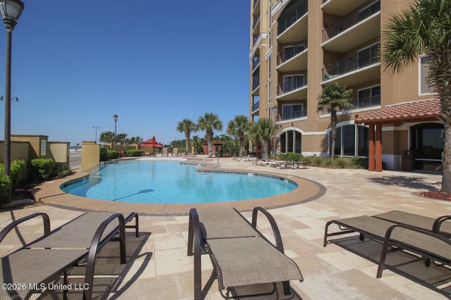1200 Beach Drive, 906, Gulfport, MS 39507