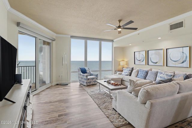 1200 Beach Drive, 906, Gulfport, MS 39507