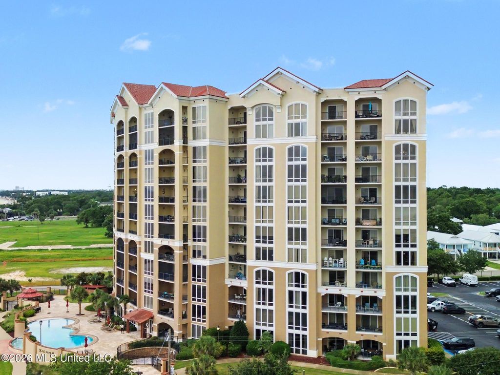 1200 Beach Drive, 906, Gulfport, MS 39507