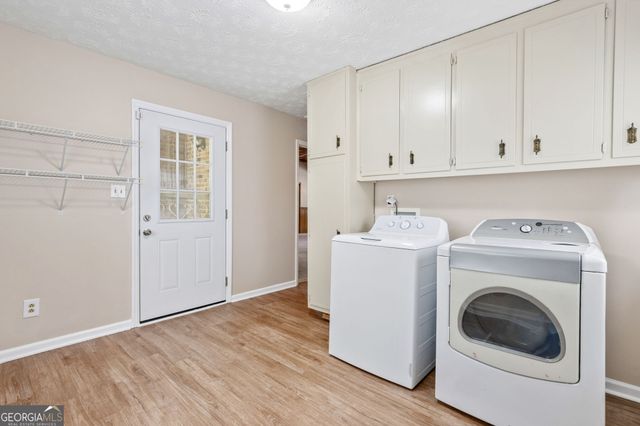 4256 Hamilton Mill Road, Buford, GA 30519