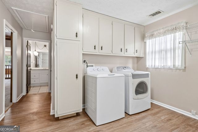 4256 Hamilton Mill Road, Buford, GA 30519
