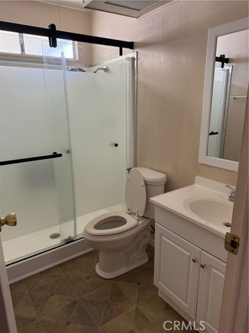 1083 Via Del Mesa, Hemet, CA 92543