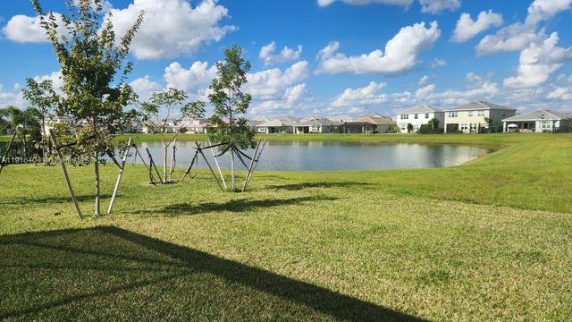 13554 Spruce Pine Dr, Westlake, FL 33470