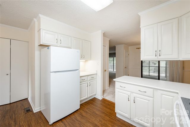 434 Crowfields Drive, Asheville, NC 28803