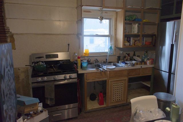 311 Farnham Street, Kentwood, MI 49548