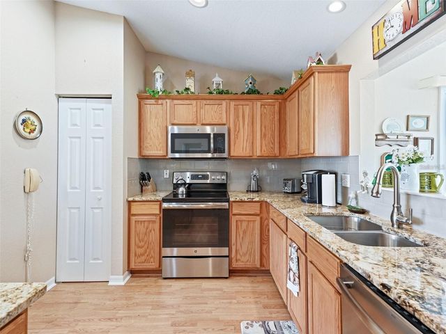 14300 SE 85TH AVENUE, Summerfield, FL 34491