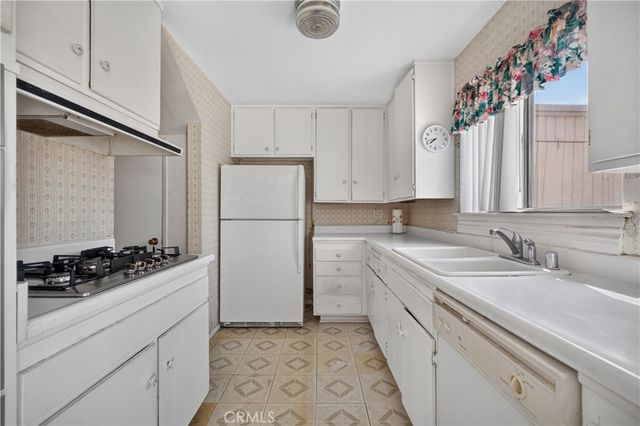 8170 Glengarry, Buena Park, CA 90621