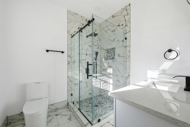 300 S 2nd Street, Tehuacana, TX 76686