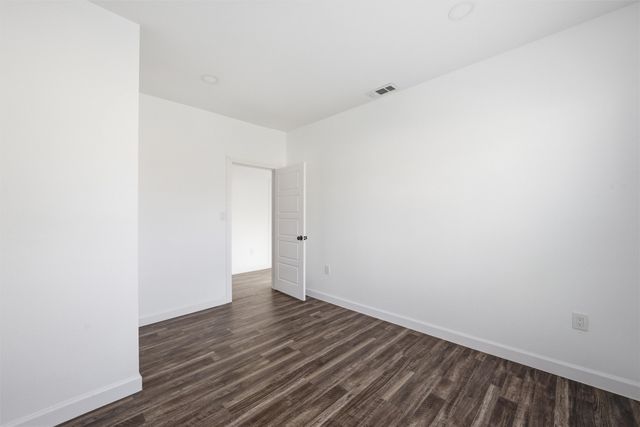 300 S 2nd Street, Tehuacana, TX 76686