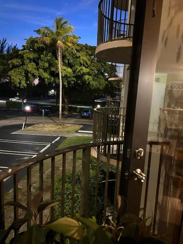 2771 Riverside Drive 213-A, Coral Springs, FL 33065