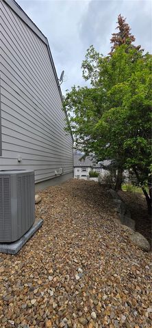 180 Cobblestone Drive, Colorado Springs, CO 80906