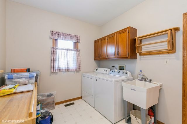15537 Harbor Town Drive, Orland Park, IL 60462