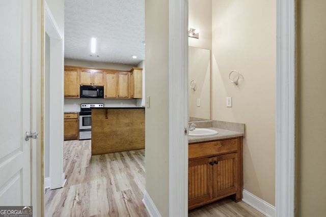 1231 Hillview Road, Hampton, GA 30228