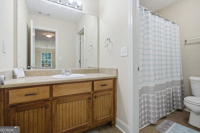 1231 Hillview Road, Hampton, GA 30228