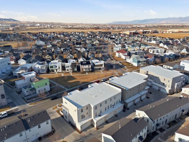 5373 W BOWSTRING WAY, South Jordan, UT 84009