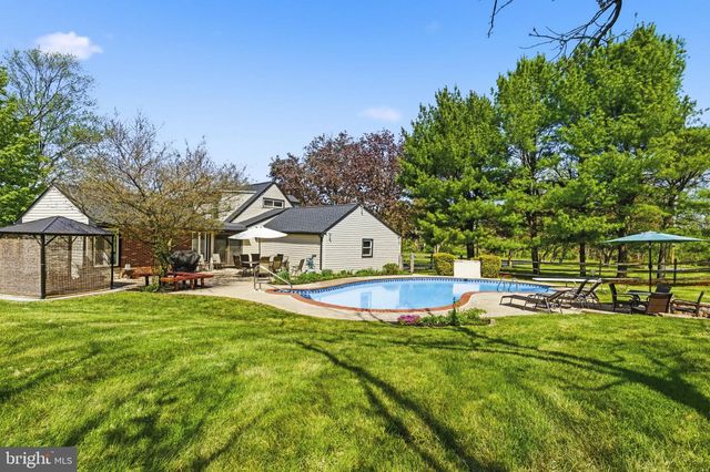 302 LUCKY HILL RD, West Chester, PA 19382