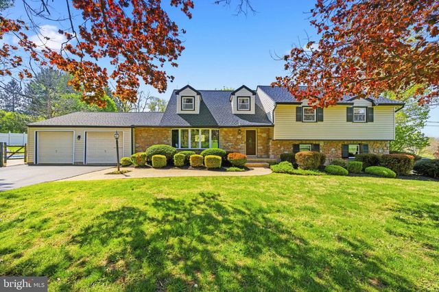 302 LUCKY HILL RD, West Chester, PA 19382