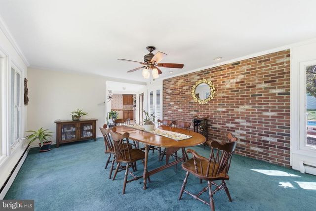 302 LUCKY HILL RD, West Chester, PA 19382