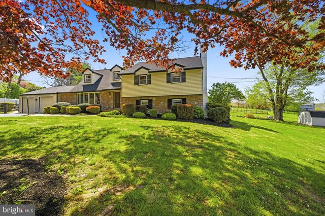 302 LUCKY HILL RD, West Chester, PA 19382