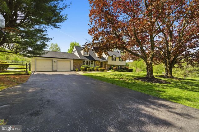 302 LUCKY HILL RD, West Chester, PA 19382