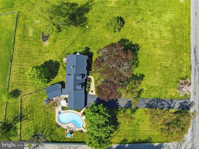 302 LUCKY HILL RD, West Chester, PA 19382