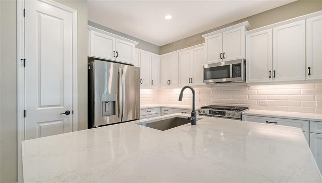 2324 BLUE MAHOE LANE, Sarasota, FL 34240