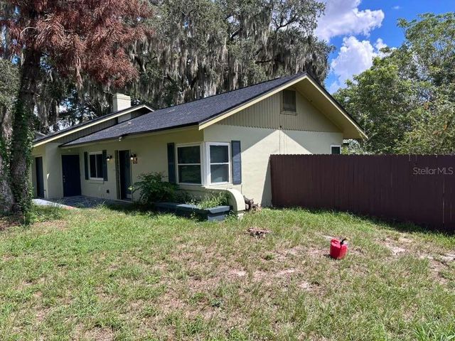 1065 W MAGNOLIA STREET, Clermont, FL 34711