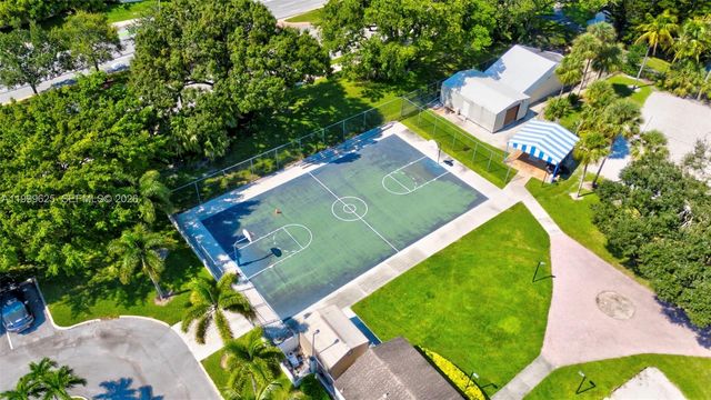 4350 NW 30th Street 233, Coconut Creek, FL 33066