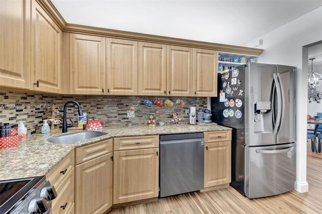4350 NW 30th Street 233, Coconut Creek, FL 33066