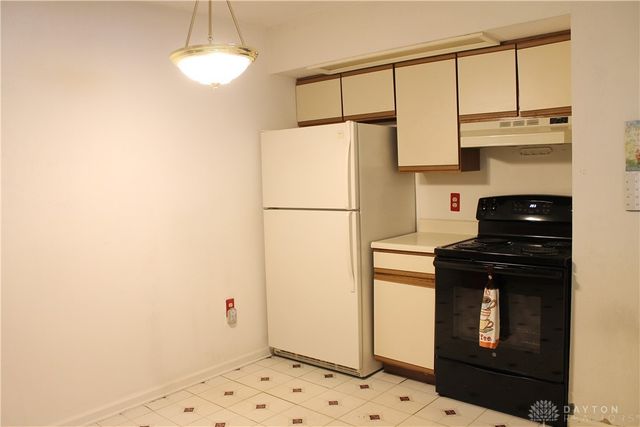 174 Candle Court, Englewood, OH 45322