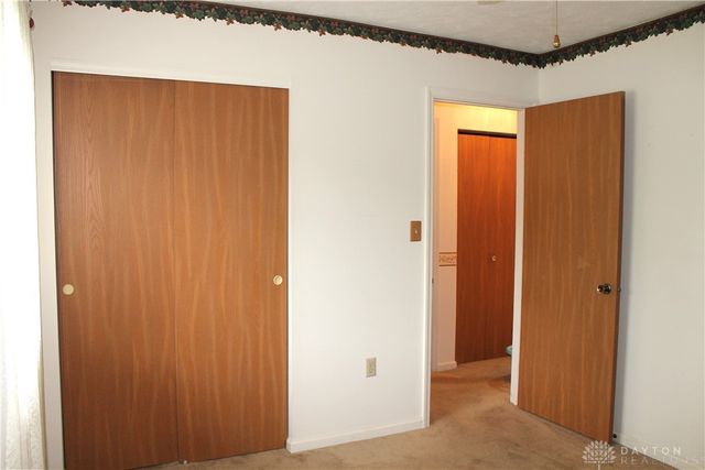 174 Candle Court, Englewood, OH 45322
